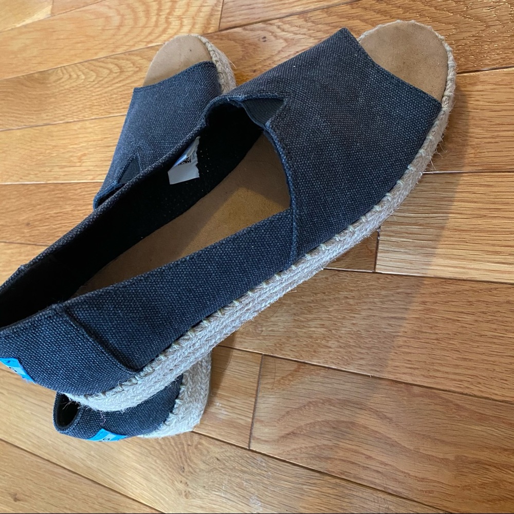 Toms peep toe espadrille gray canvas size 9
